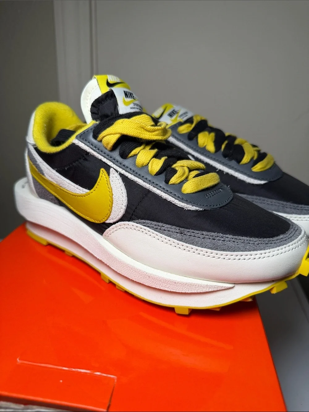 Nike Kids Black, Yellow & White Swoosh Trail Sneakers